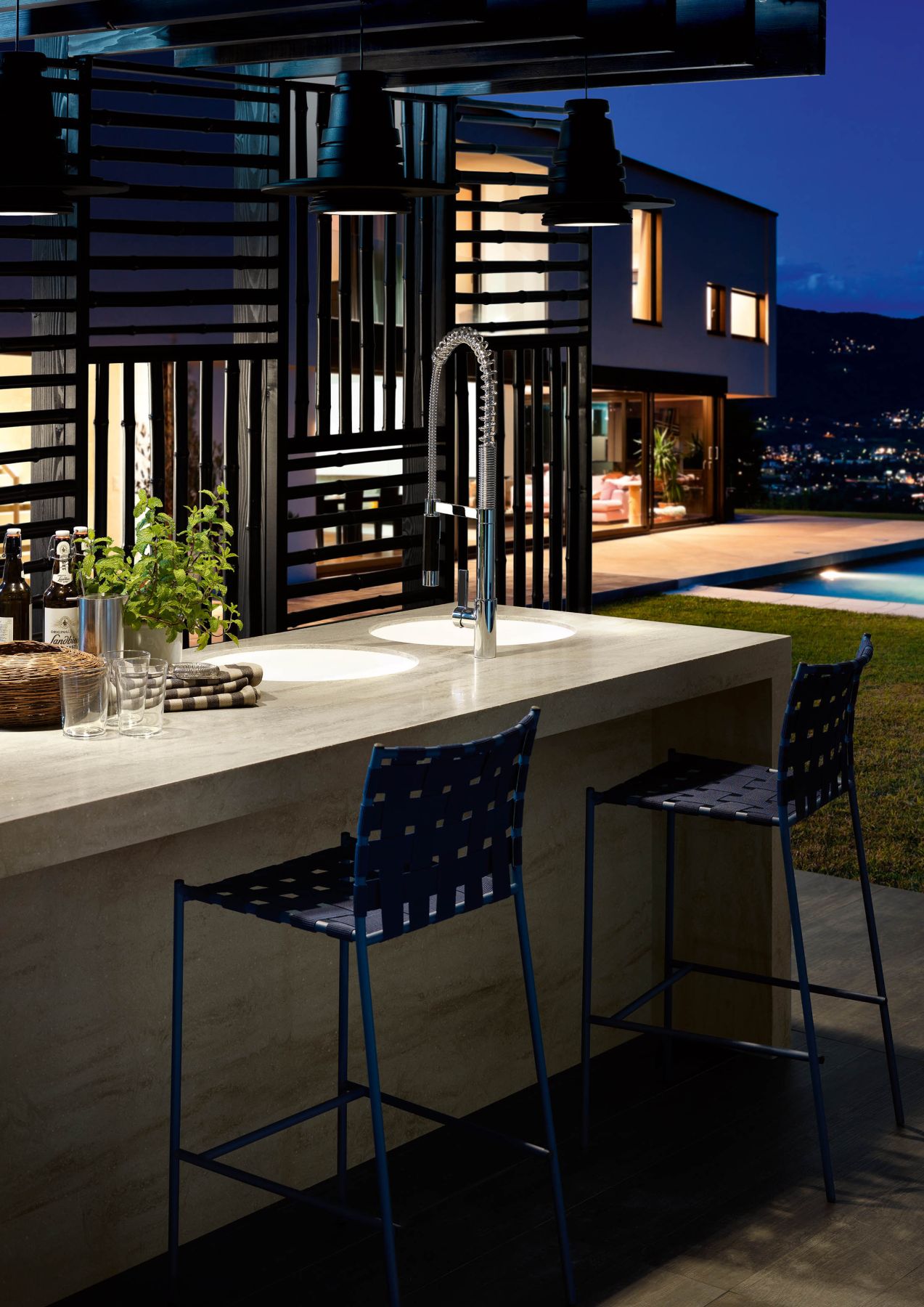 sites/corian.fr/IMG/jpg/kitchen-surface-outdoor-charm-01.jpg
