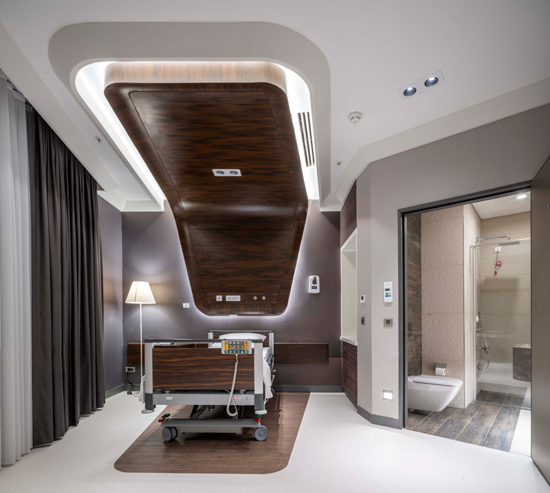 Suite VIP et salle de bain, hôpital Medicana Ataköy à Istanbul, Turquie